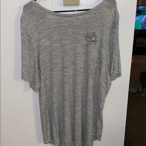 old navy t shirt grey